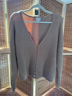 Cyrus Taupe V-Neck Button-Front Ribbed Cardigan N0354